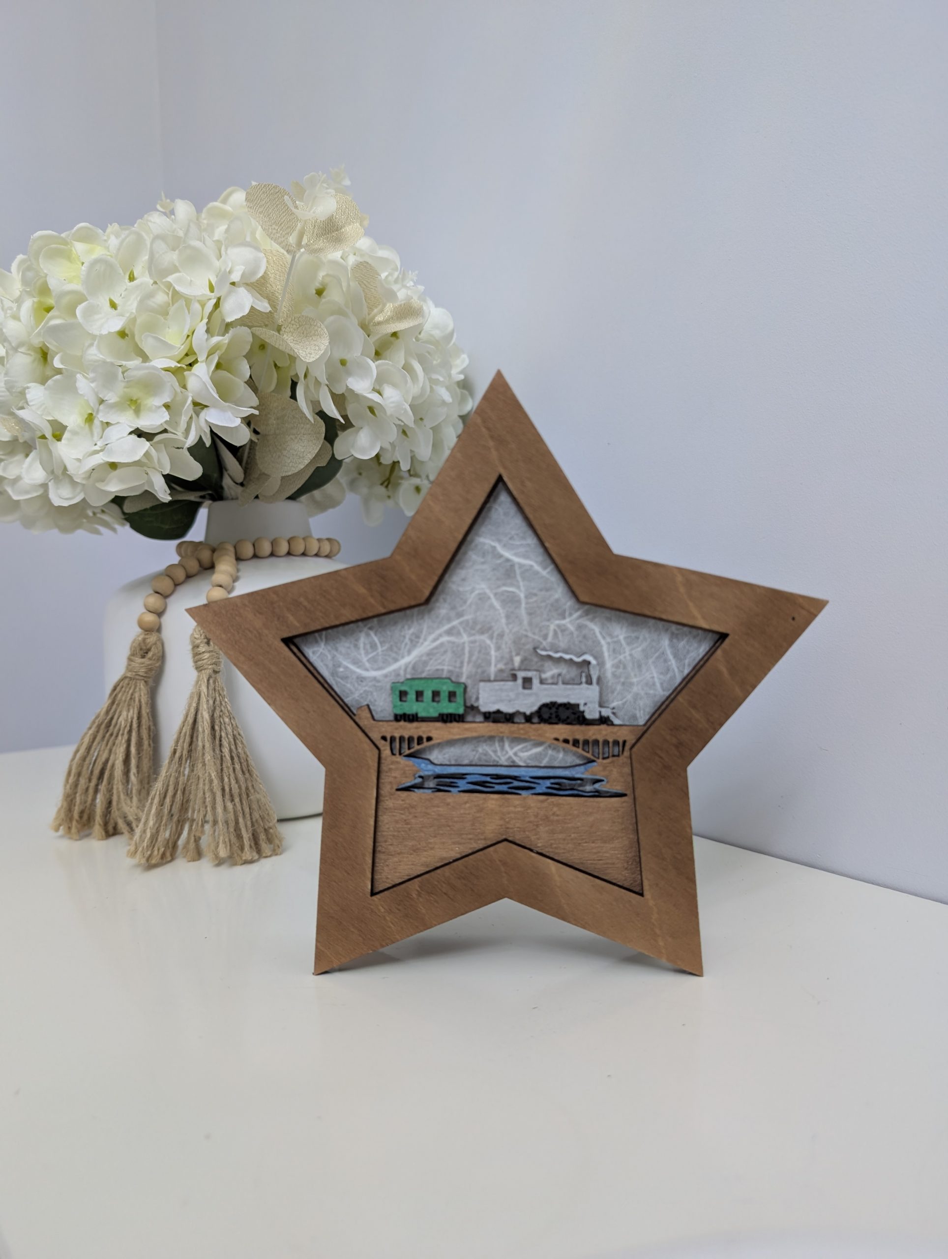 Walnut Steam Train Themed Star Light Box - Image 2