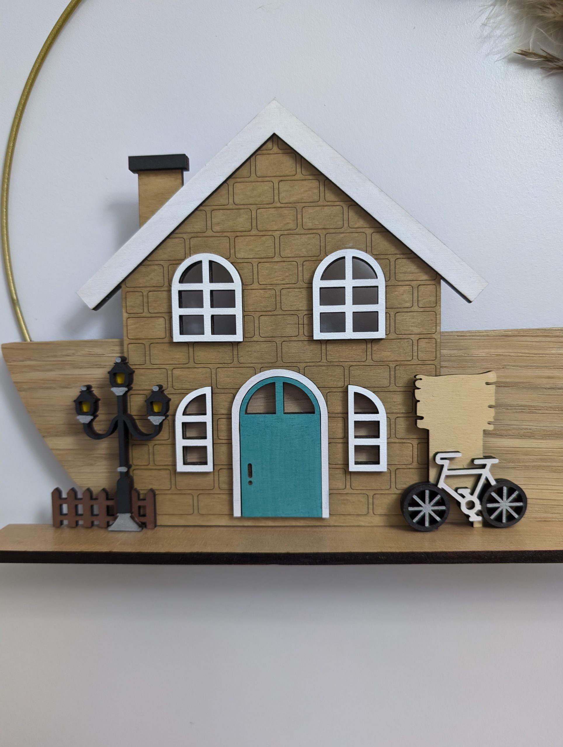 Wall Mounted Wreath with LED House Ornament - Image 6