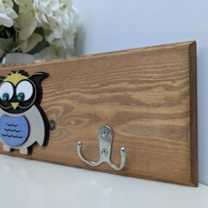 Playful Animal-Themed Redwood & Birch Plywood Coat Hook