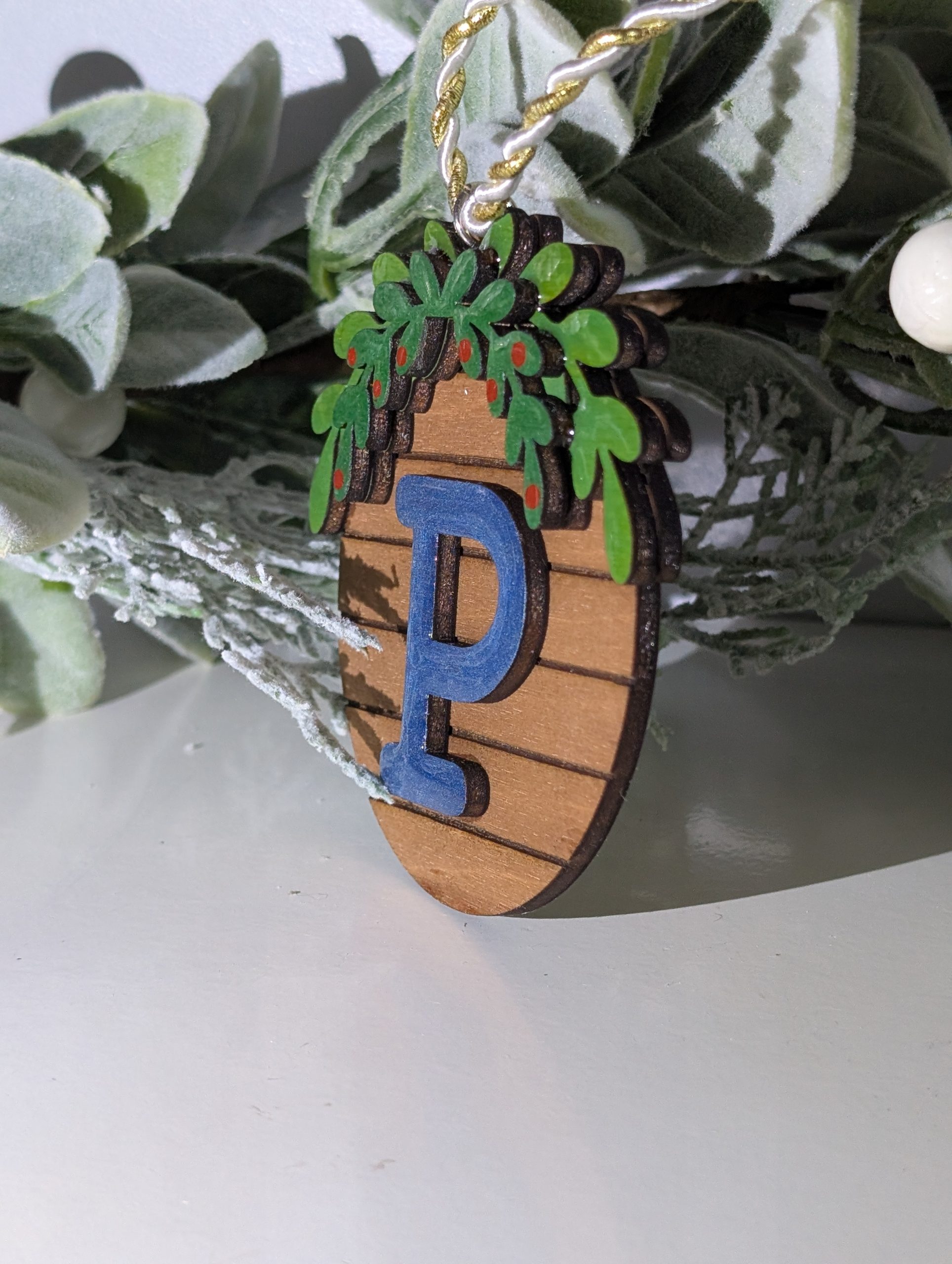 Wreath Bauble with Letter (Walnut Stain) - Image 4