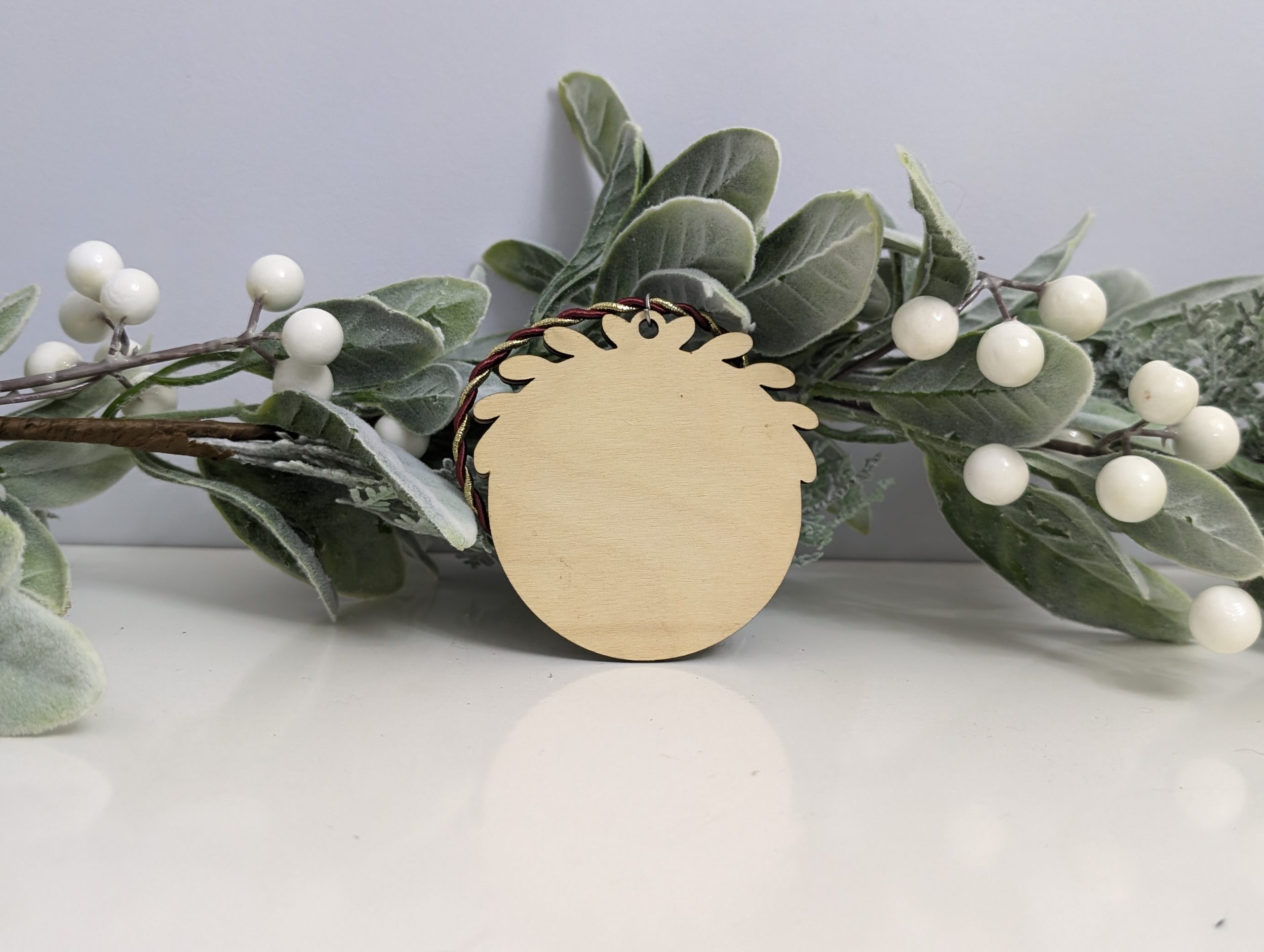 Wreath Bauble with Letter (White Ash Stain) - Image 4